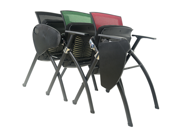 帶寫(xiě)字板折疊培訓椅的椅座可翻起90°，方便疊放在一起