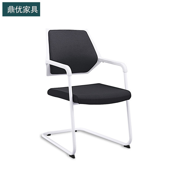 不同年齡段選擇適合自己的會(huì )議椅