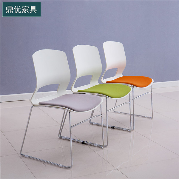 學(xué)校怎么選擇合適的網(wǎng)布會(huì )議椅 學(xué)校怎么選擇合適的網(wǎng)布會(huì )議椅