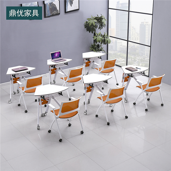 深受學(xué)生喜歡的學(xué)生扇形培訓桌 深受學(xué)生喜歡的學(xué)生扇形培訓桌