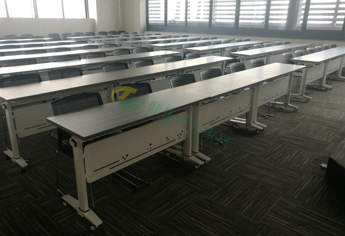 公司會(huì )議室桌椅圖片