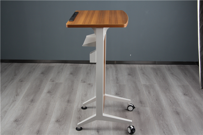 購買(mǎi)鋼木演講臺的好處有哪些？