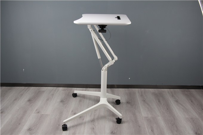 使用可移動(dòng)升降演講桌的好處有哪些？