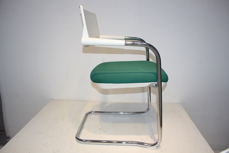 會(huì )議室辦公椅